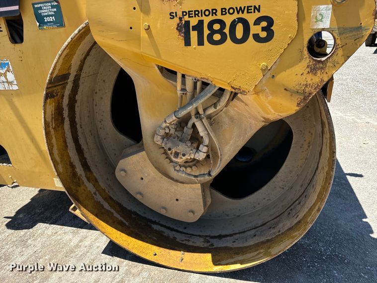 image for item DL4445 2003 Caterpillar  CB-534D XW double drum vibratory roller