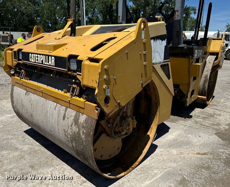 image for item DL4445 2003 Caterpillar  CB-534D XW double drum vibratory roller