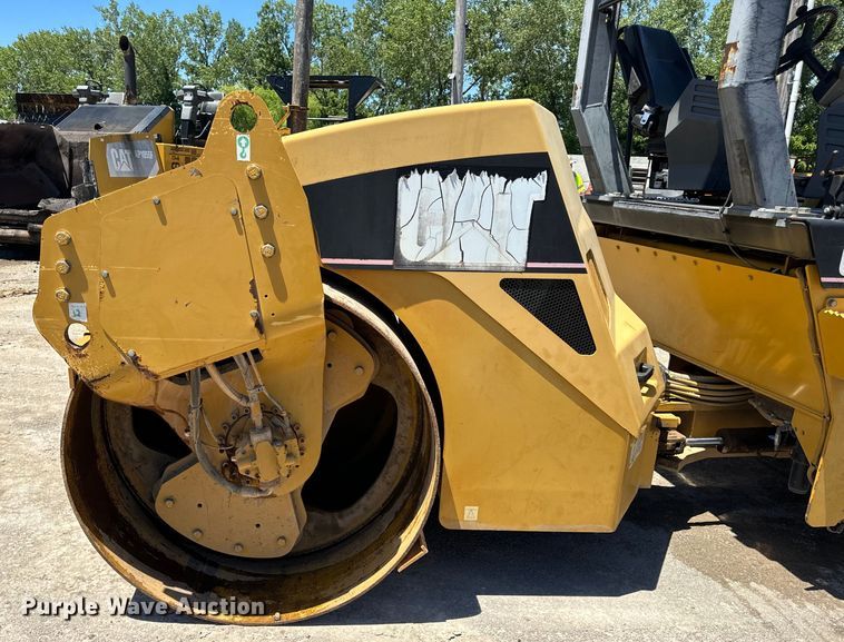 image for item DL4445 2003 Caterpillar  CB-534D XW double drum vibratory roller
