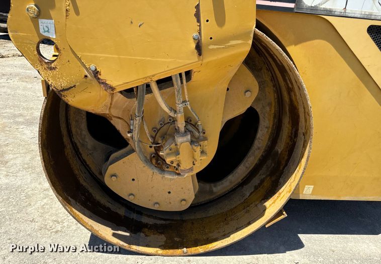 image for item DL4445 2003 Caterpillar  CB-534D XW double drum vibratory roller