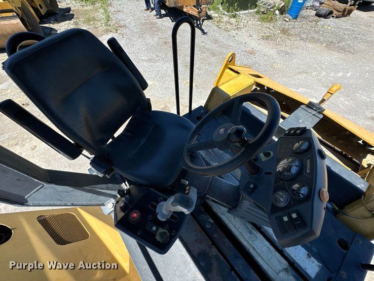 image for item DL4445 2003 Caterpillar  CB-534D XW double drum vibratory roller