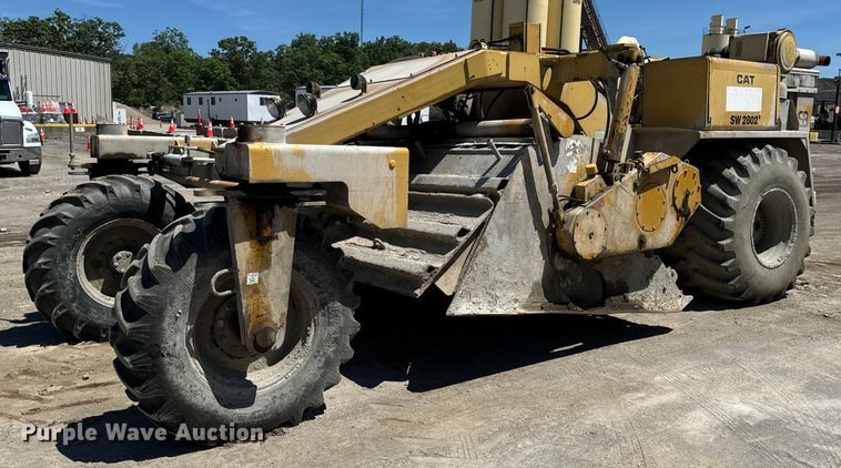 image for item DL4446 1990 Caterpillar  SS-250 soil stabilizer