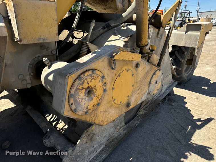 image for item DL4446 1990 Caterpillar  SS-250 soil stabilizer