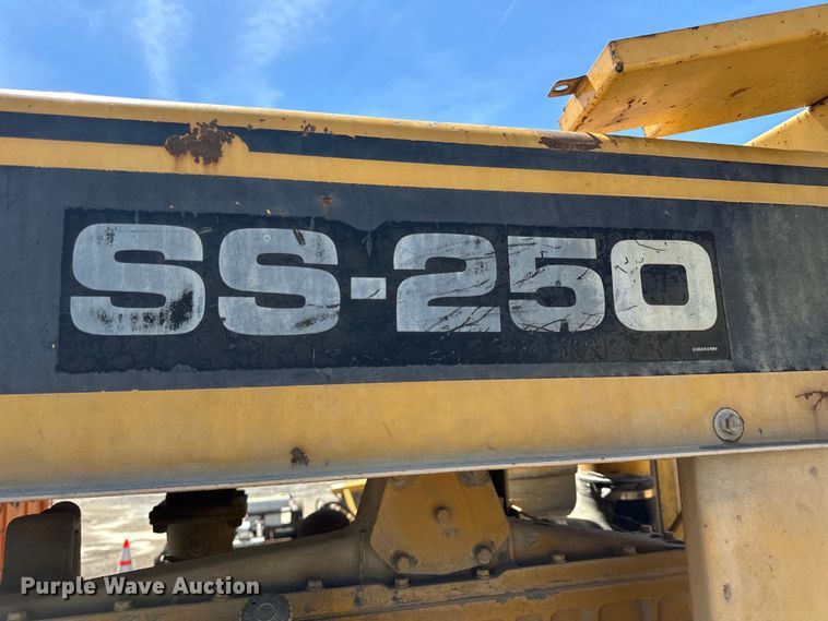 image for item DL4446 1990 Caterpillar  SS-250 soil stabilizer