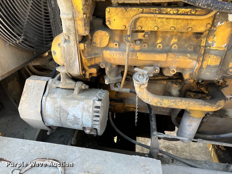 image for item DL4446 1990 Caterpillar  SS-250 soil stabilizer