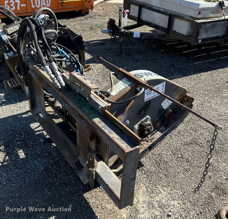 image for item DL4447 Coneqtec Universal SSG9 skid steer rock saw