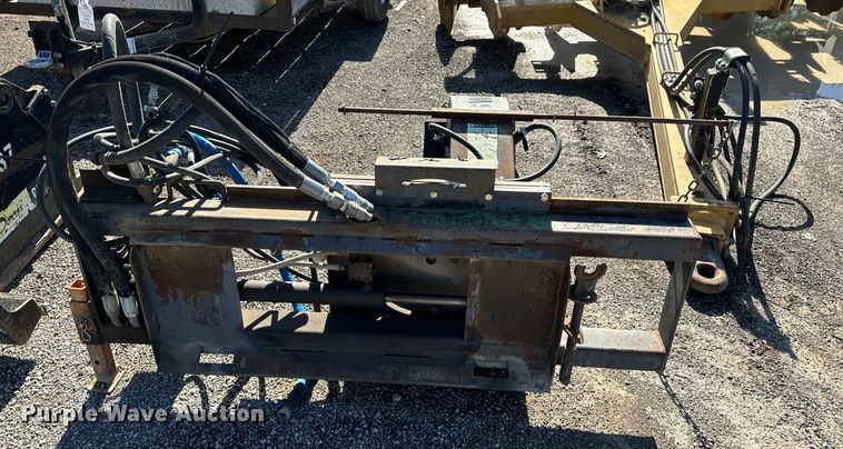 image for item DL4447 Coneqtec Universal SSG9 skid steer rock saw