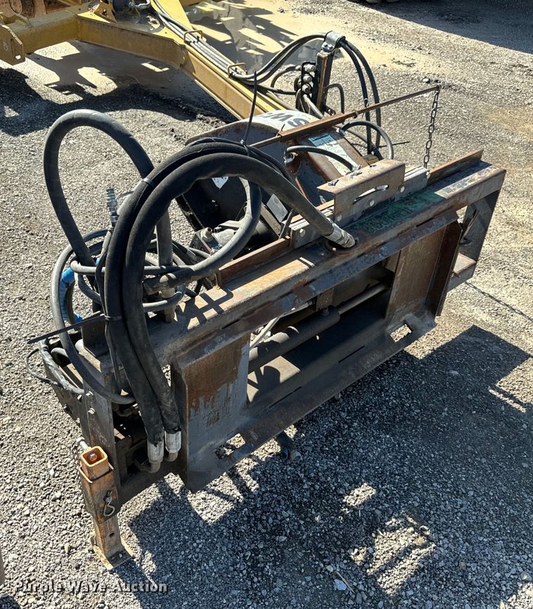 image for item DL4447 Coneqtec Universal SSG9 skid steer rock saw