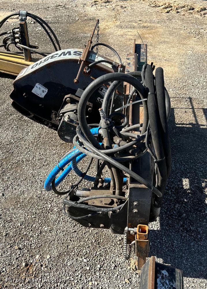 image for item DL4447 Coneqtec Universal SSG9 skid steer rock saw