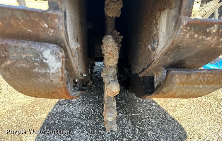 image for item DL4447 Coneqtec Universal SSG9 skid steer rock saw