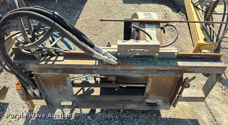 image for item DL4447 Coneqtec Universal SSG9 skid steer rock saw