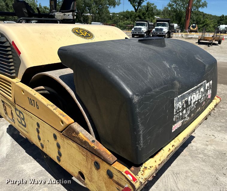 image for item DL4449 2009 Hypac C766D double drum vibratory roller