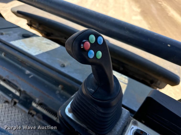 image for item DL4449 2009 Hypac C766D double drum vibratory roller