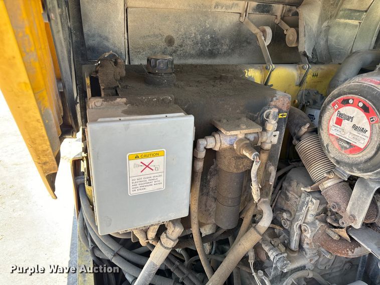 image for item DL4449 2009 Hypac C766D double drum vibratory roller