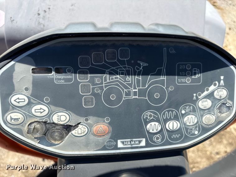 image for item DL4450 2010 Hamm HD12 VT combination vibratory roller