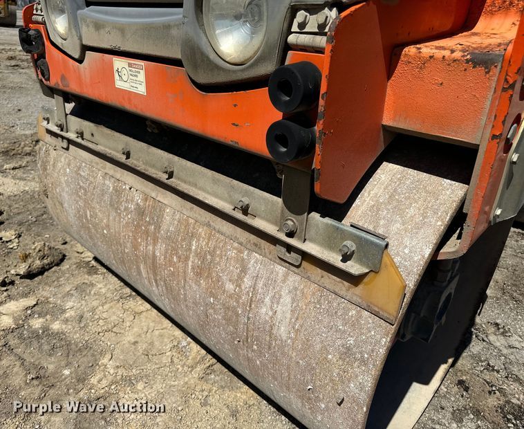 image for item DL4450 2010 Hamm HD12 VT combination vibratory roller