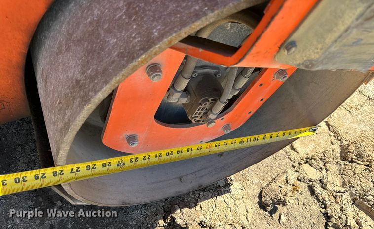 image for item DL4450 2010 Hamm HD12 VT combination vibratory roller
