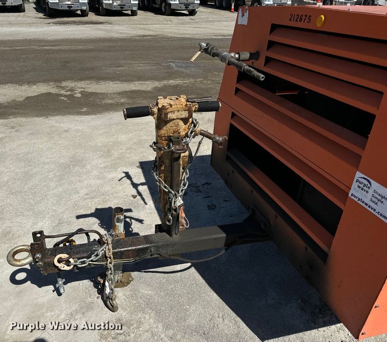 image for item DL4451 2007 Sullivan-Palatek D210Q air compressor