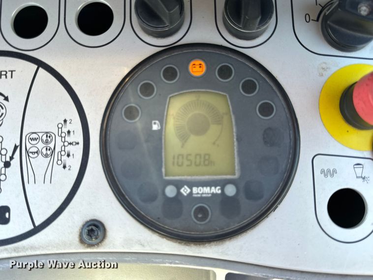 image for item DL4452 2015 Bomag BW120SL-5 double drum vibratory roller