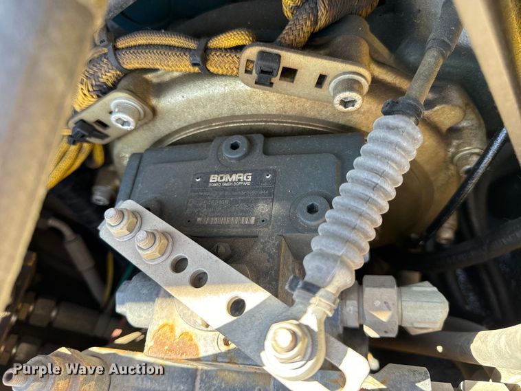 image for item DL4452 2015 Bomag BW120SL-5 double drum vibratory roller