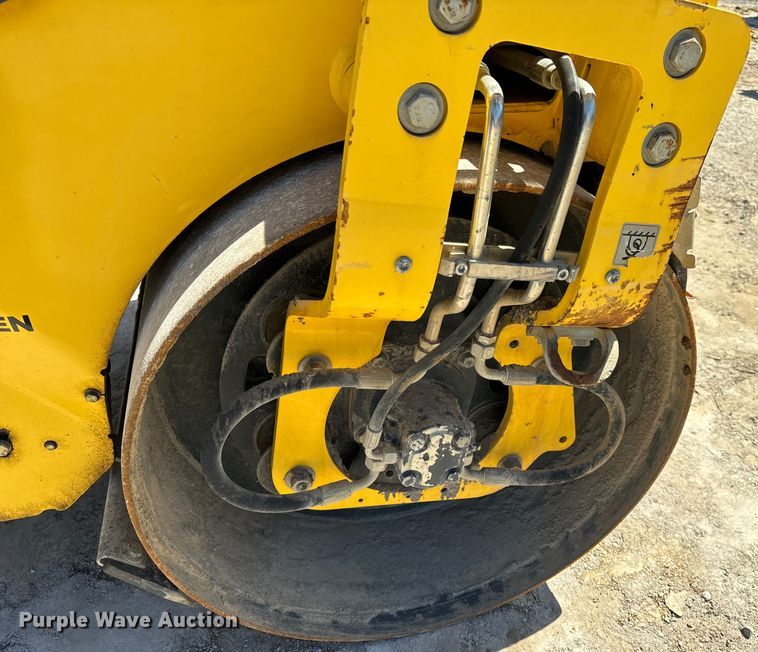 image for item DL4452 2015 Bomag BW120SL-5 double drum vibratory roller