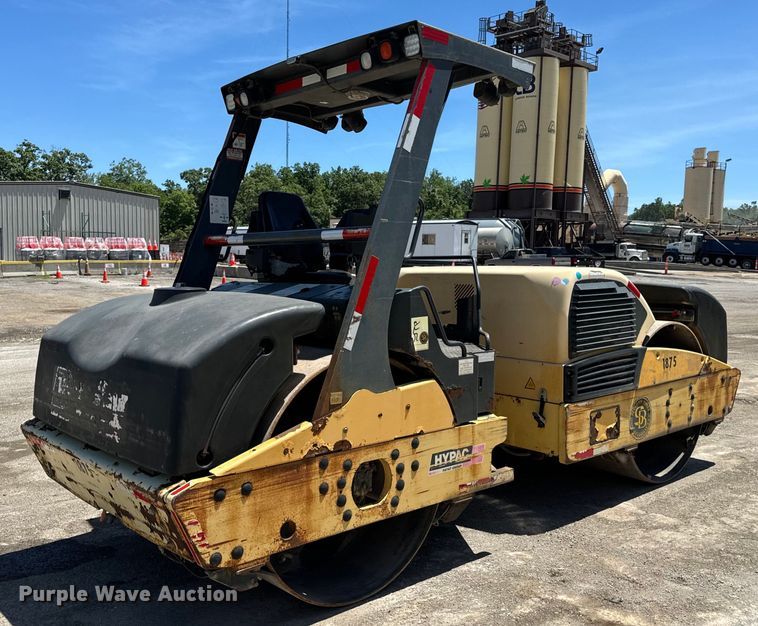 image for item DL4453 2009 Hypac C766D double drum vibratory roller