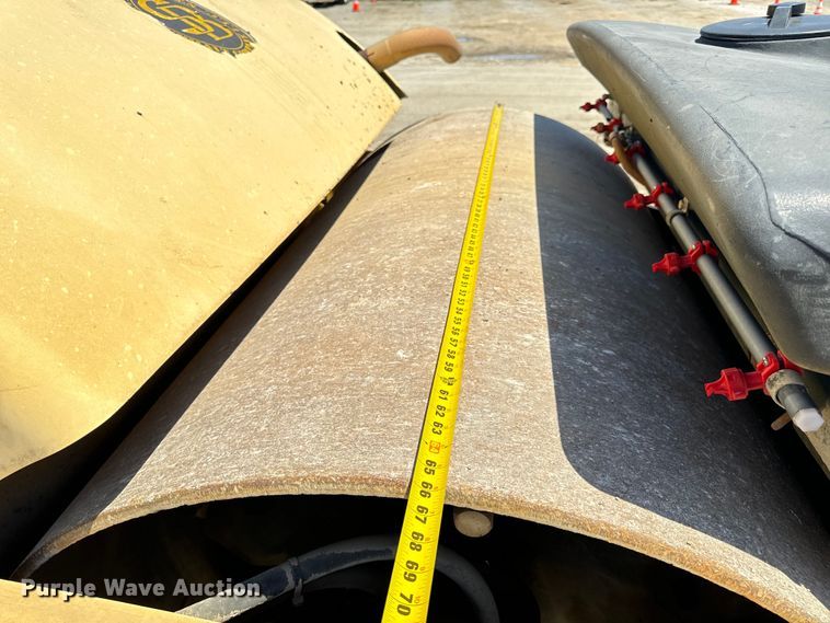 image for item DL4453 2009 Hypac C766D double drum vibratory roller