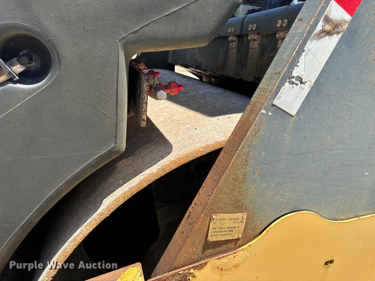 image for item DL4453 2009 Hypac C766D double drum vibratory roller