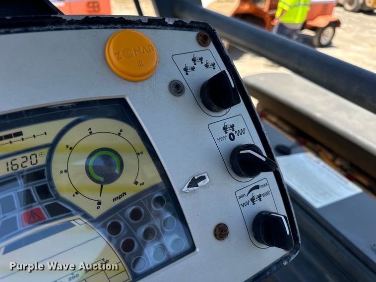 image for item DL4453 2009 Hypac C766D double drum vibratory roller