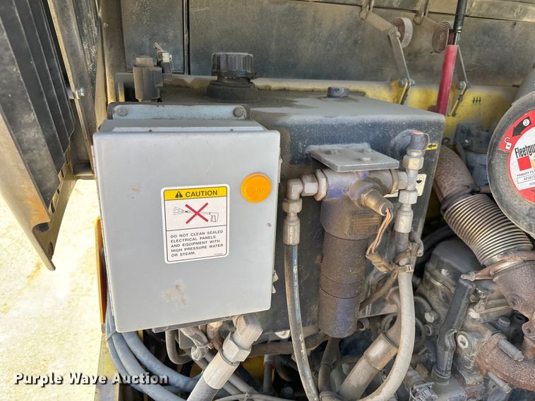 image for item DL4453 2009 Hypac C766D double drum vibratory roller