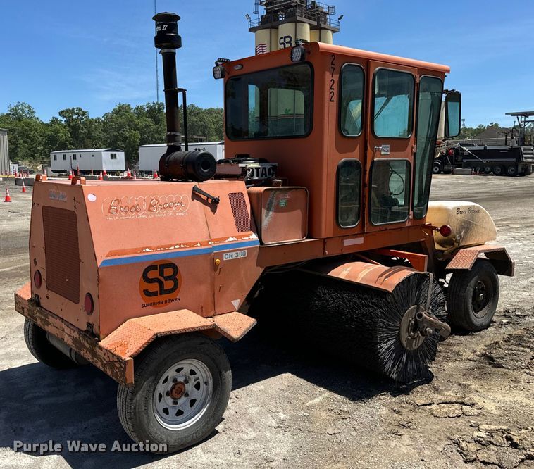 image for item DL4454 2002 Broce CR350 broom