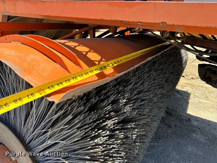 image for item DL4454 2002 Broce CR350 broom