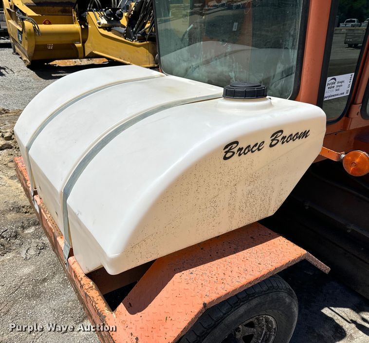 image for item DL4454 2002 Broce CR350 broom