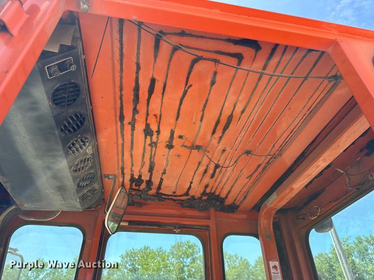 image for item DL4454 2002 Broce CR350 broom