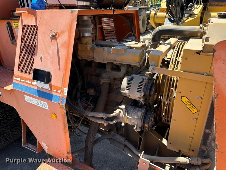 image for item DL4454 2002 Broce CR350 broom