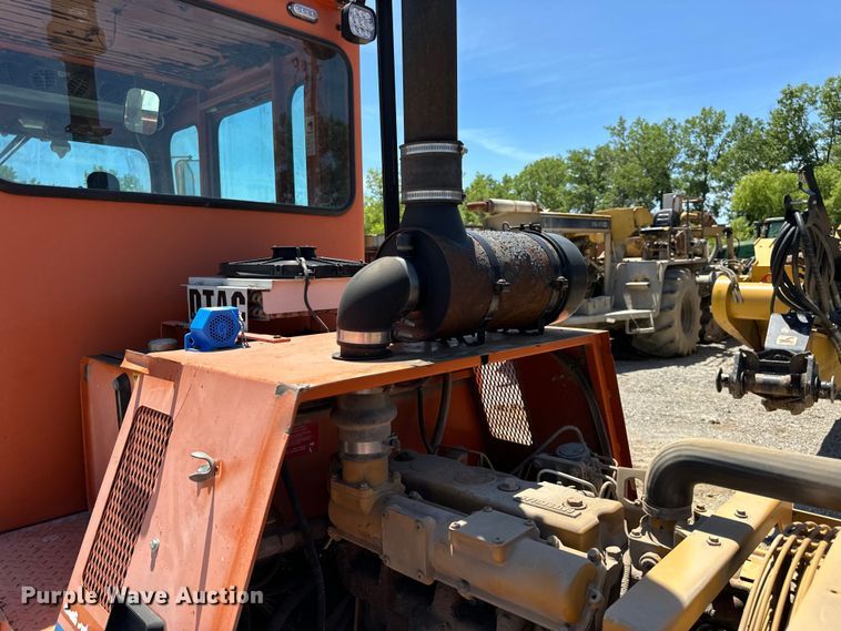 image for item DL4454 2002 Broce CR350 broom