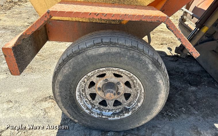 image for item DL4454 2002 Broce CR350 broom