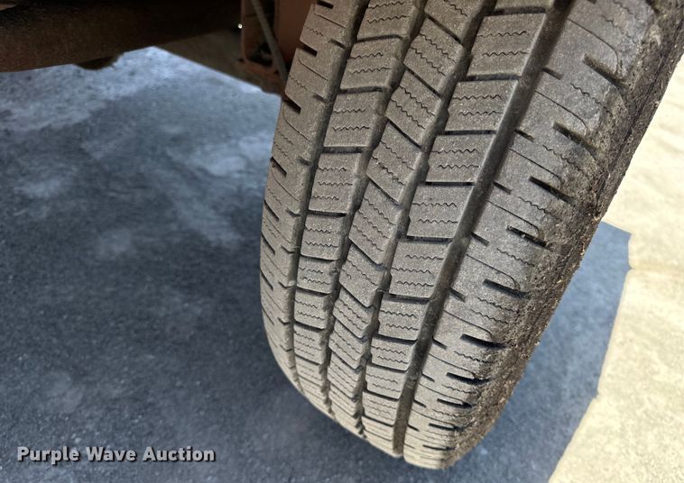 image for item DL4454 2002 Broce CR350 broom