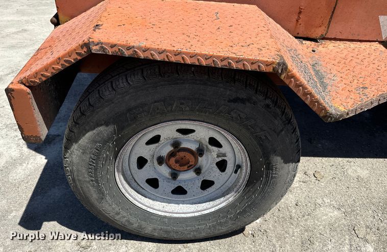 image for item DL4454 2002 Broce CR350 broom