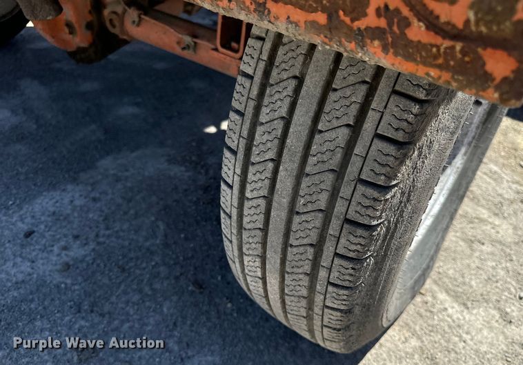 image for item DL4454 2002 Broce CR350 broom