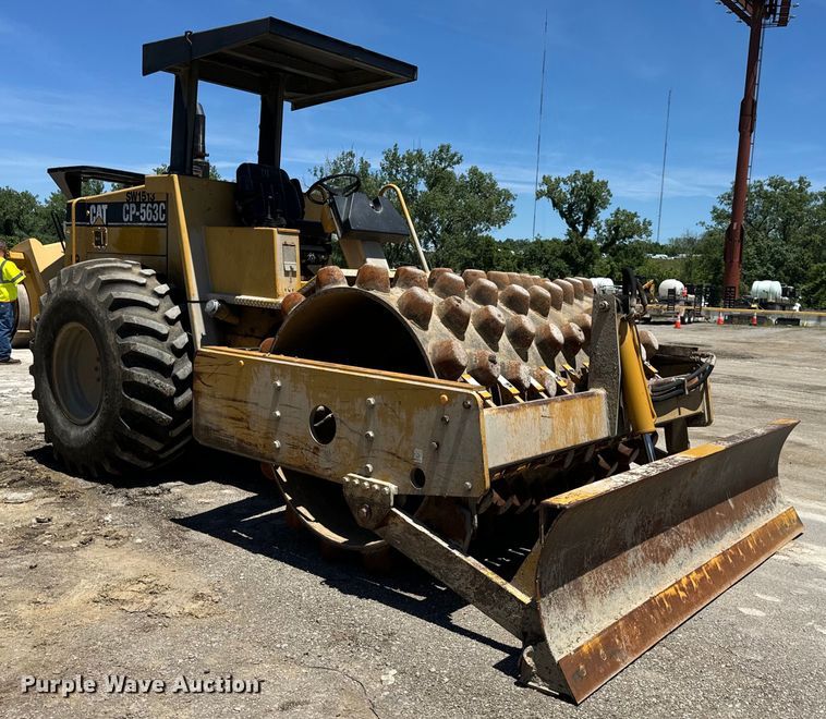 image for item DL4455 2000 Caterpillar CP-563C single drum vibratory roller