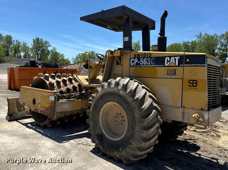 image for item DL4455 2000 Caterpillar CP-563C single drum vibratory roller