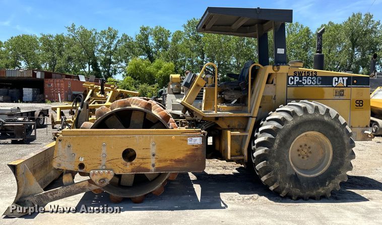 image for item DL4455 2000 Caterpillar CP-563C single drum vibratory roller