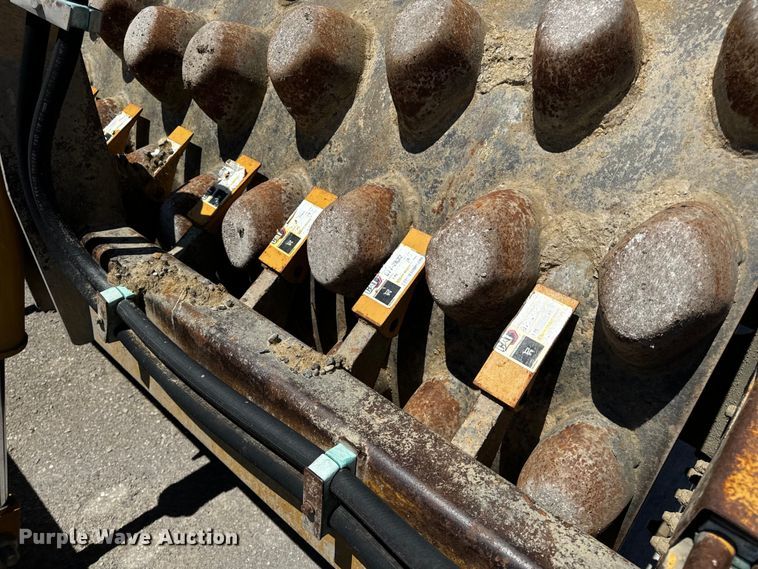 image for item DL4455 2000 Caterpillar CP-563C single drum vibratory roller