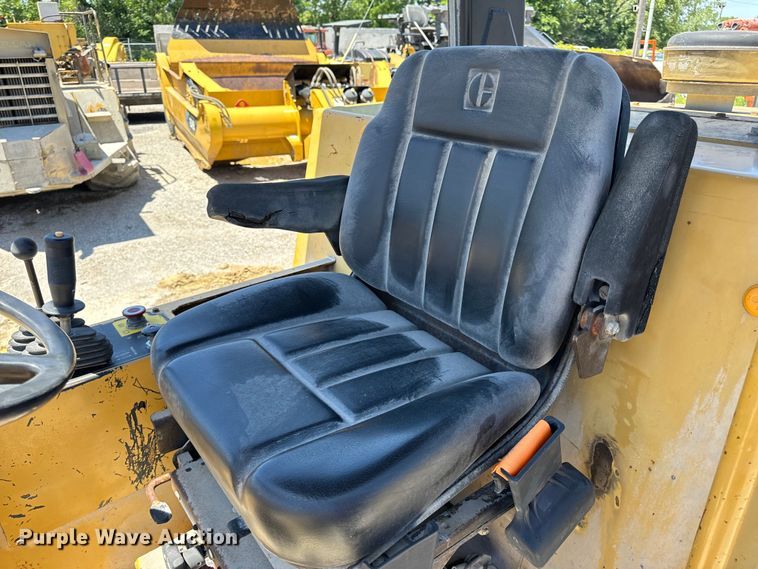 image for item DL4455 2000 Caterpillar CP-563C single drum vibratory roller