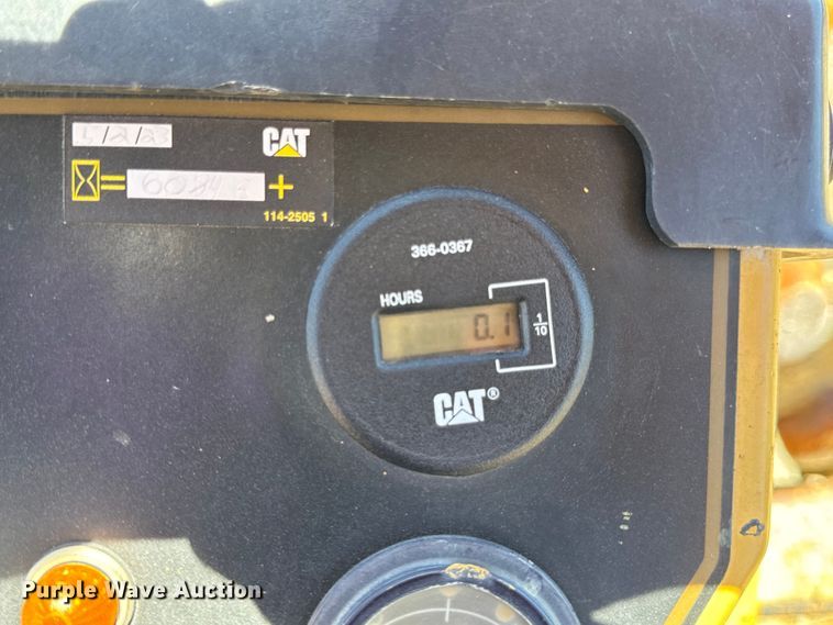 image for item DL4455 2000 Caterpillar CP-563C single drum vibratory roller