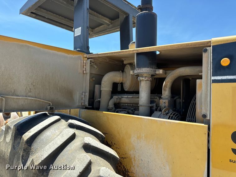 image for item DL4455 2000 Caterpillar CP-563C single drum vibratory roller