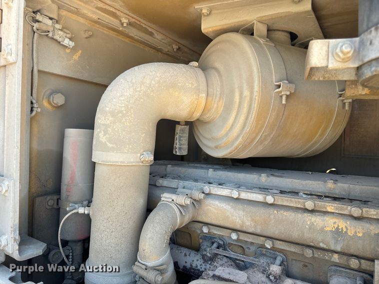 image for item DL4455 2000 Caterpillar CP-563C single drum vibratory roller