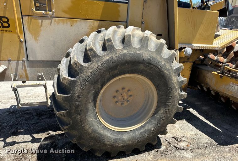 image for item DL4455 2000 Caterpillar CP-563C single drum vibratory roller