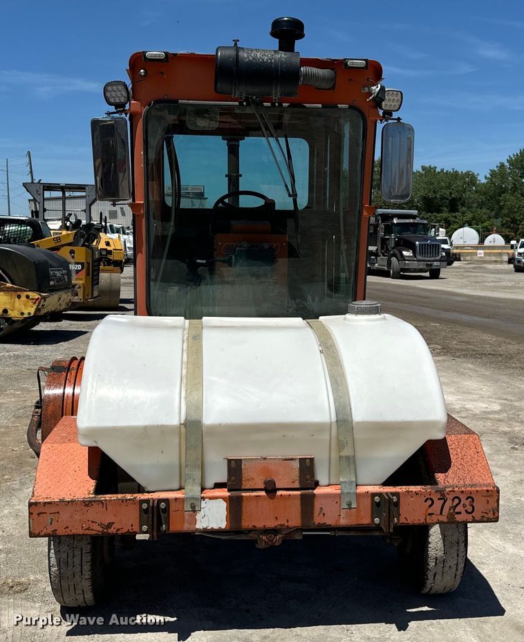 image for item DL4456 2003 Broce CR350 broom